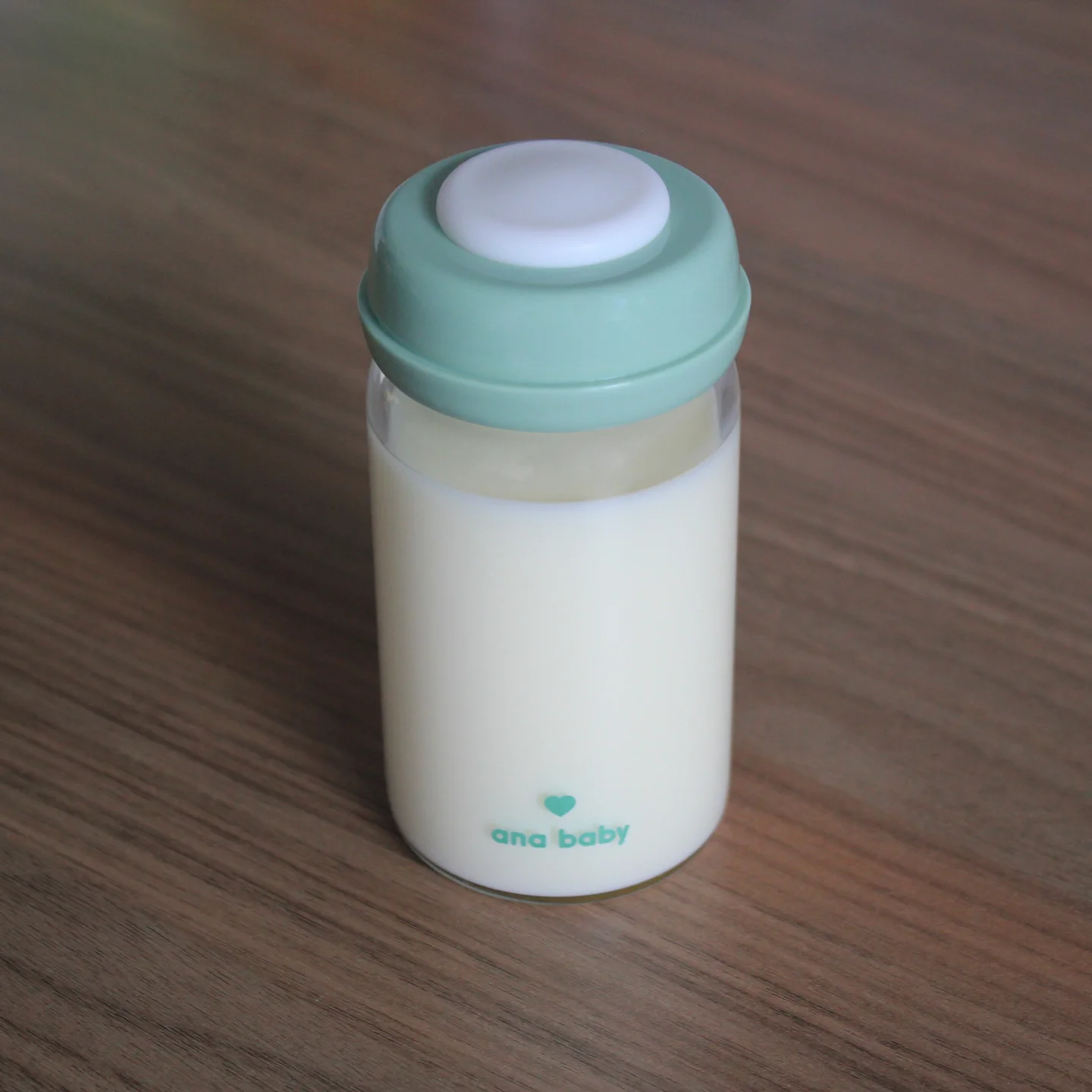 Glass storage for breast hot sale milk